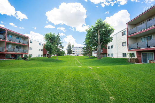 Raleigh Square Apartments