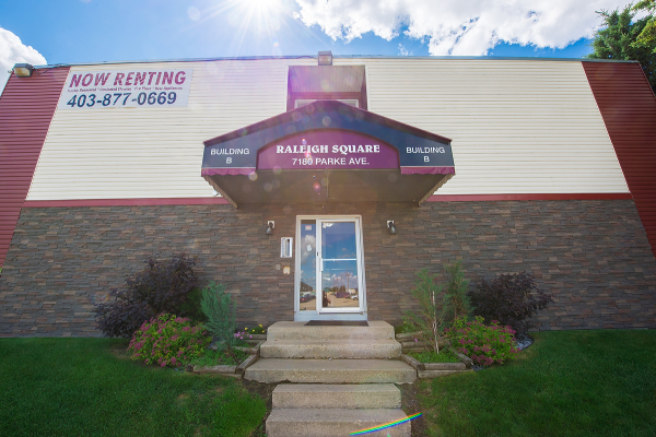 Raleigh Square Apartments