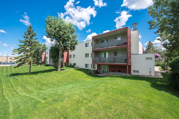 Raleigh Square Apartments