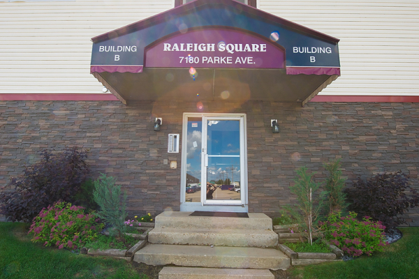 Raleigh Square Apartments