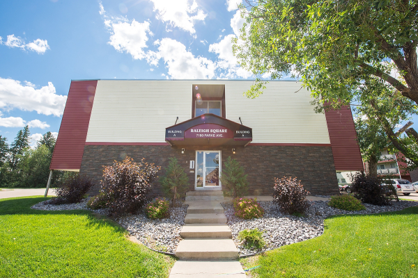 Raleigh Square Apartments