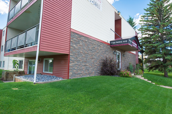 Raleigh Square Apartments